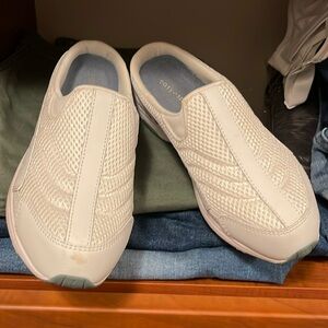 Brand New Easy Spirit Slide on Sneakers